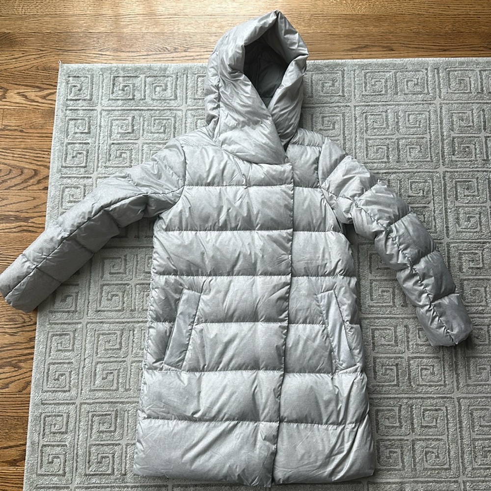 NWT Women's Grey EDDIE BAUER Cirruslite Down Coat